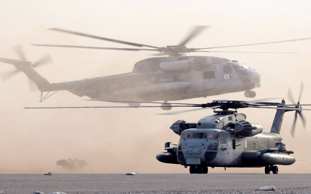 Обои винтокрылая машина, вертолет, военный вертолет, воздушные силы, самолеты в разрешении 2880x1800