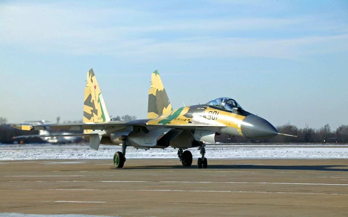 Обои военный самолет, истребительная авиация, воздушные силы, авиация, истребитель в разрешении 2560x1600