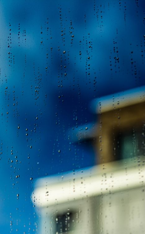 Обои вода, синий, дождь, облако, падение в разрешении 3740x6000