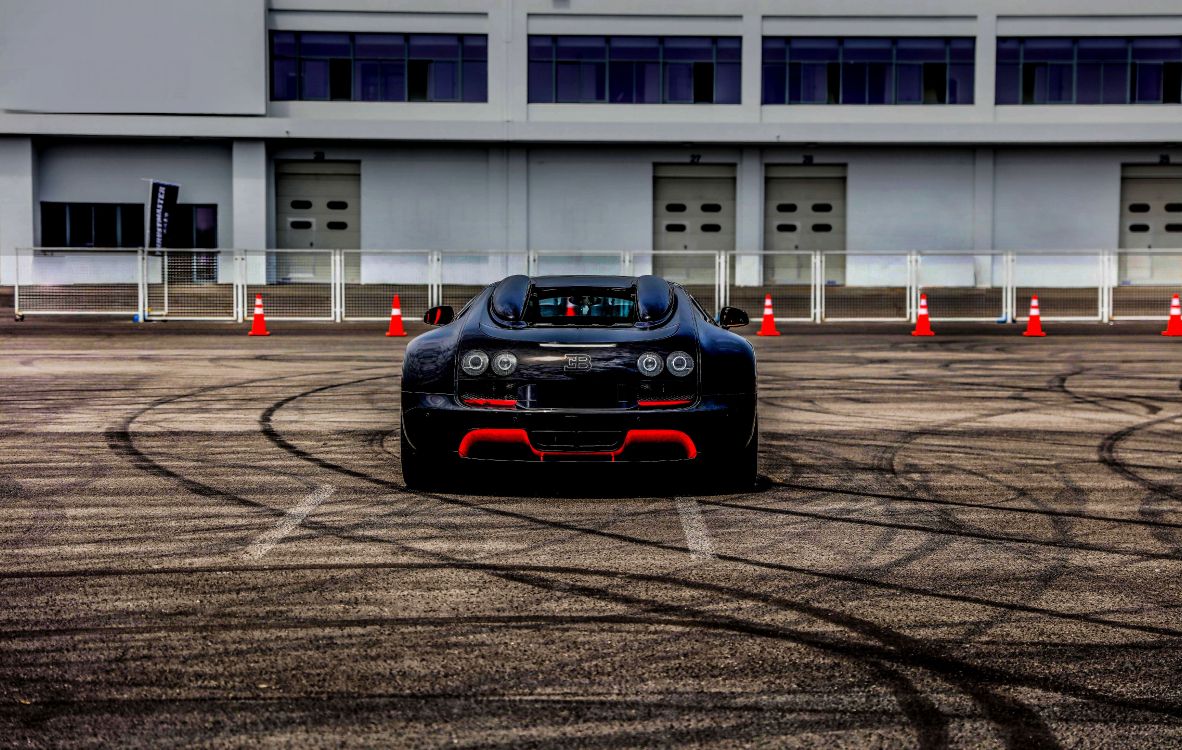 Обои Бугатти вейрон, bugatti, суперкар, авто, спорткар в разрешении 8192x5194