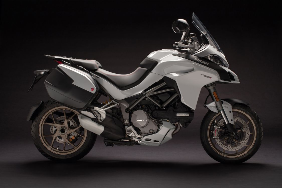 Обои ducati multistrada 1200, мотоцикл, ducati, Сайту Multistrada, авто в разрешении 4096x2730