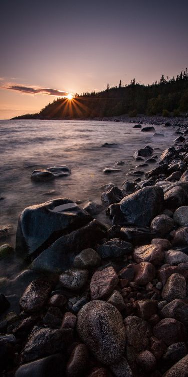 Обои берег, висгун - социальная сеть, вода, гидроресурсы, атмосфера в разрешении 1500x3000