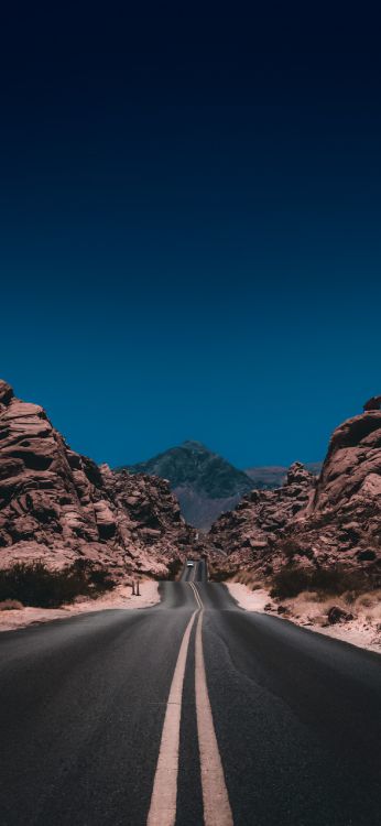 Обои дорога, дорожное путешествие, путешествие, магистраль, экорегион в разрешении 1284x2778