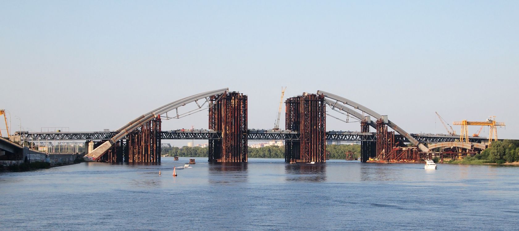 Обои мост, строительство, консольный мост, водный путь, Мост ферменной конструкции в разрешении 3390x1512