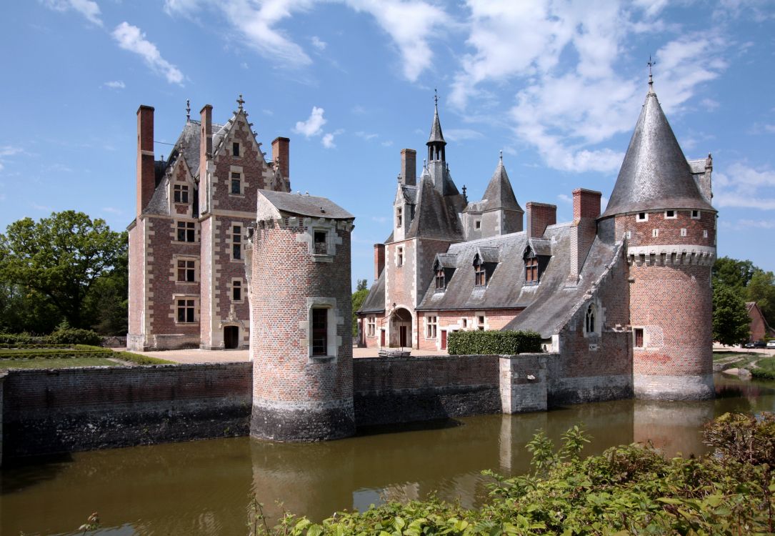 Обои Chteau дю-Мулен, долина Луары, Chteaux долины Луары, замок, водный путь в разрешении 3200x2210