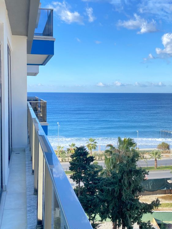 Обои море, облако, вода, дневное время, синий в разрешении 3024x4032