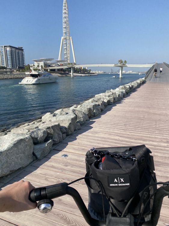 Обои вода, велосипед аксессуар, мешок, вышка, Багаж и сумки в разрешении 1536x2048